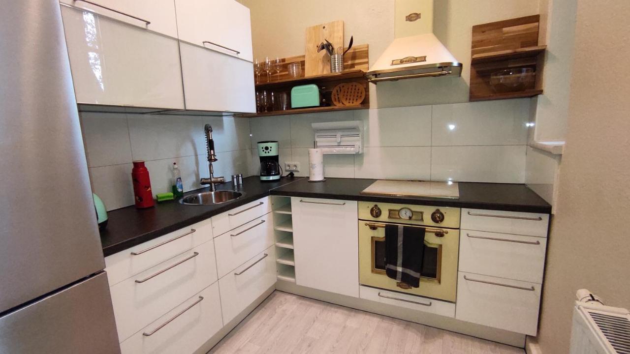 Ferienwohnung Cottbuser City Ngoại thất bức ảnh